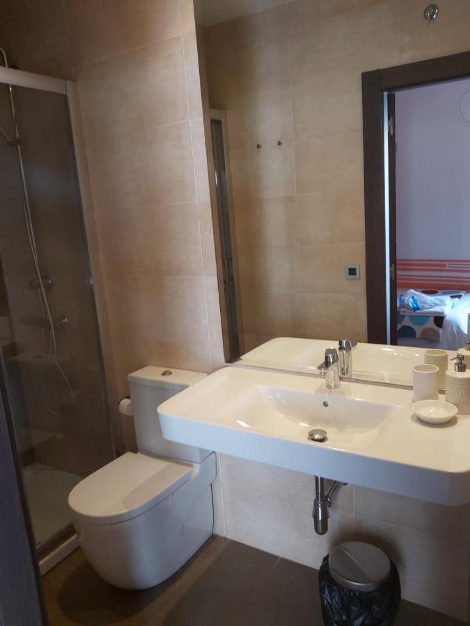 Residencia Viriato Hostel Севиля Екстериор снимка